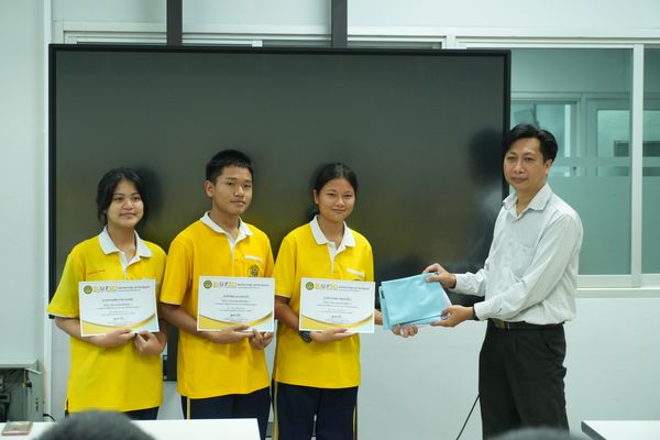 โรงเรียนปรีชานุศาสน์